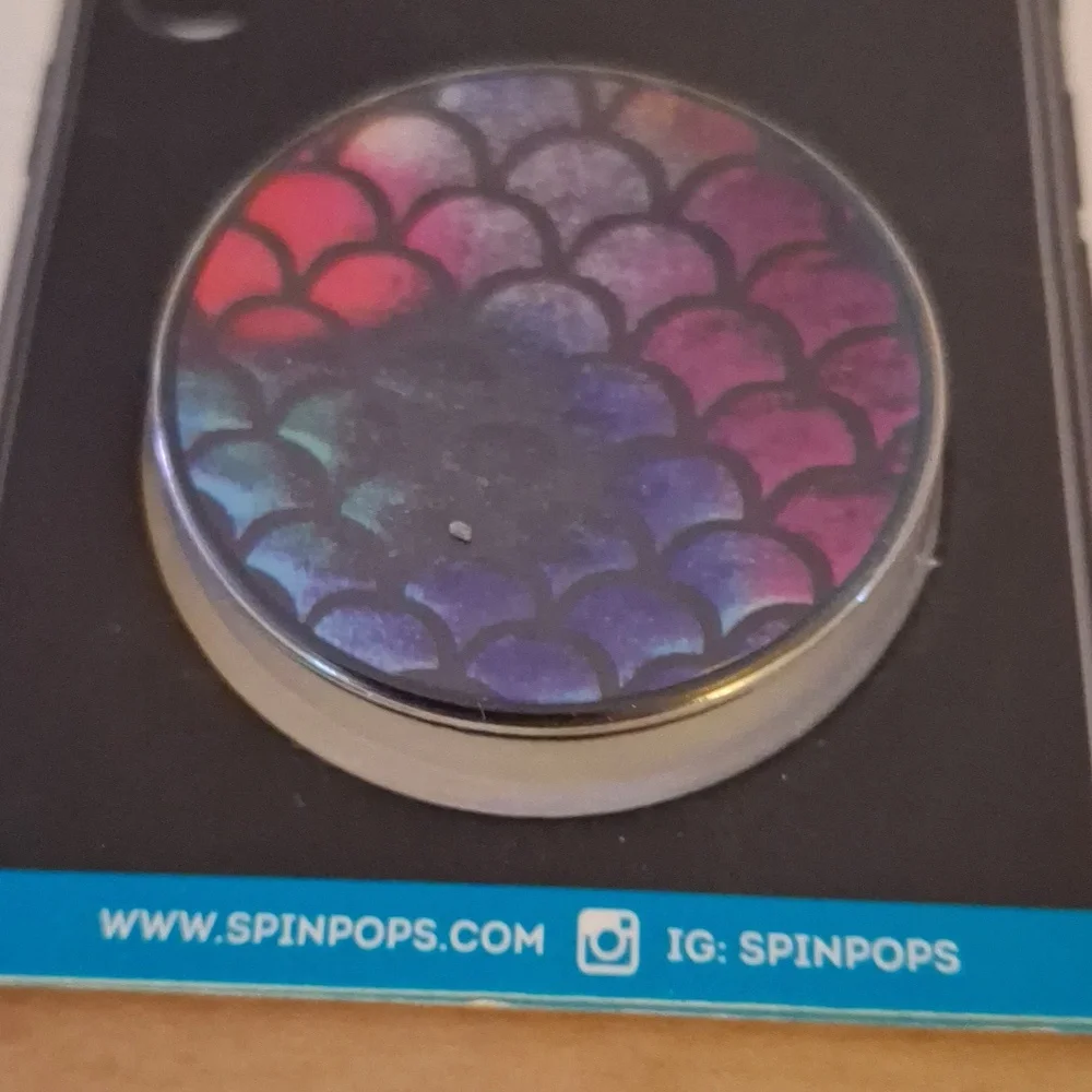 NWT Multicolor Phone Grip